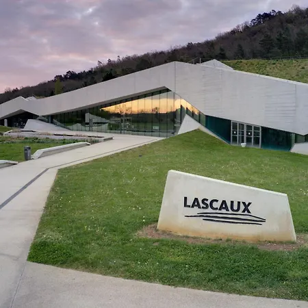 Plein Centre - Maison Pour 4 Avec Terrasse * 萨尔拉拉卡内达